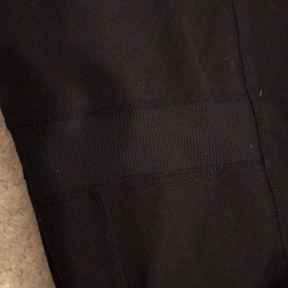 Lululemon Zipper Track Pant with Ribbed fabric! - Picture 4 of 9